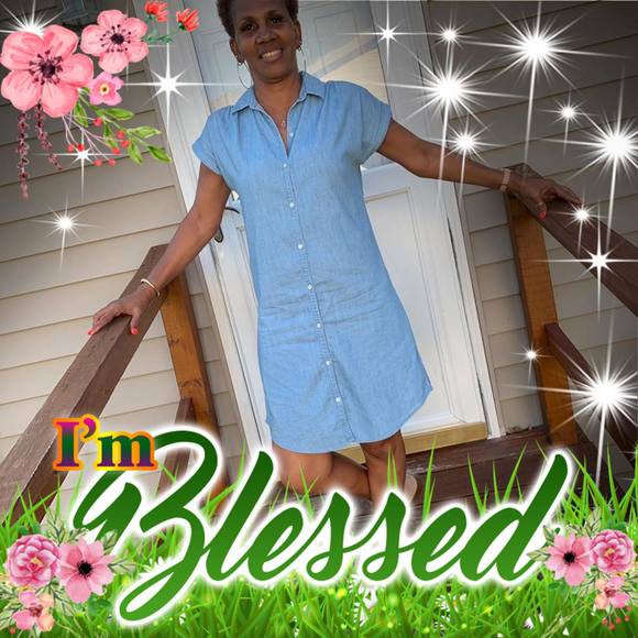 Meet your Posher, Alvera - Picture 1 of 1